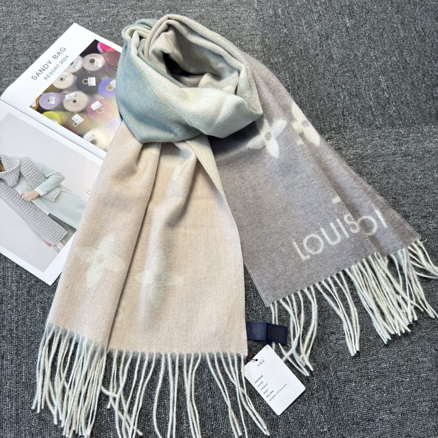 🆕【M70868】Louis Vuitton · REYKJAVIK GRADIENT渐变羊绒围巾❗️【