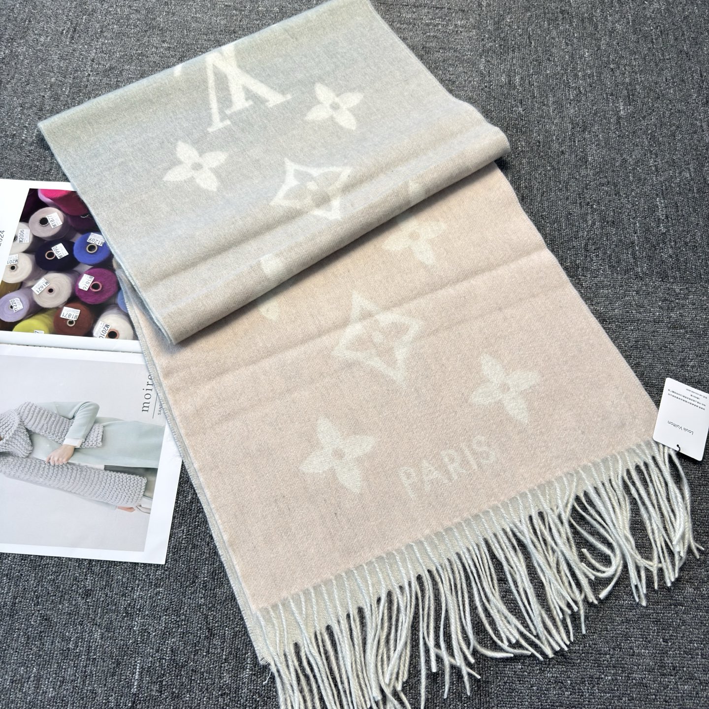 🆕【M70868】Louis Vuitton · REYKJAVIK GRADIENT渐变羊绒围巾❗️【