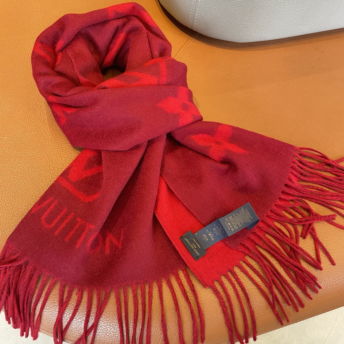 🆕【高端芯片版本】Louis Vitton · 霍思燕同款披肩围巾两用【带芯片+二维码+一色一编码】❗️