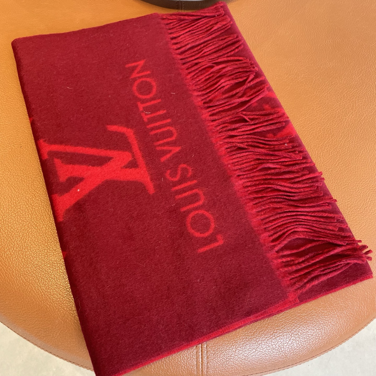 🆕【高端芯片版本】Louis Vitton · 霍思燕同款披肩围巾两用【带芯片+二维码+一色一编码】❗️