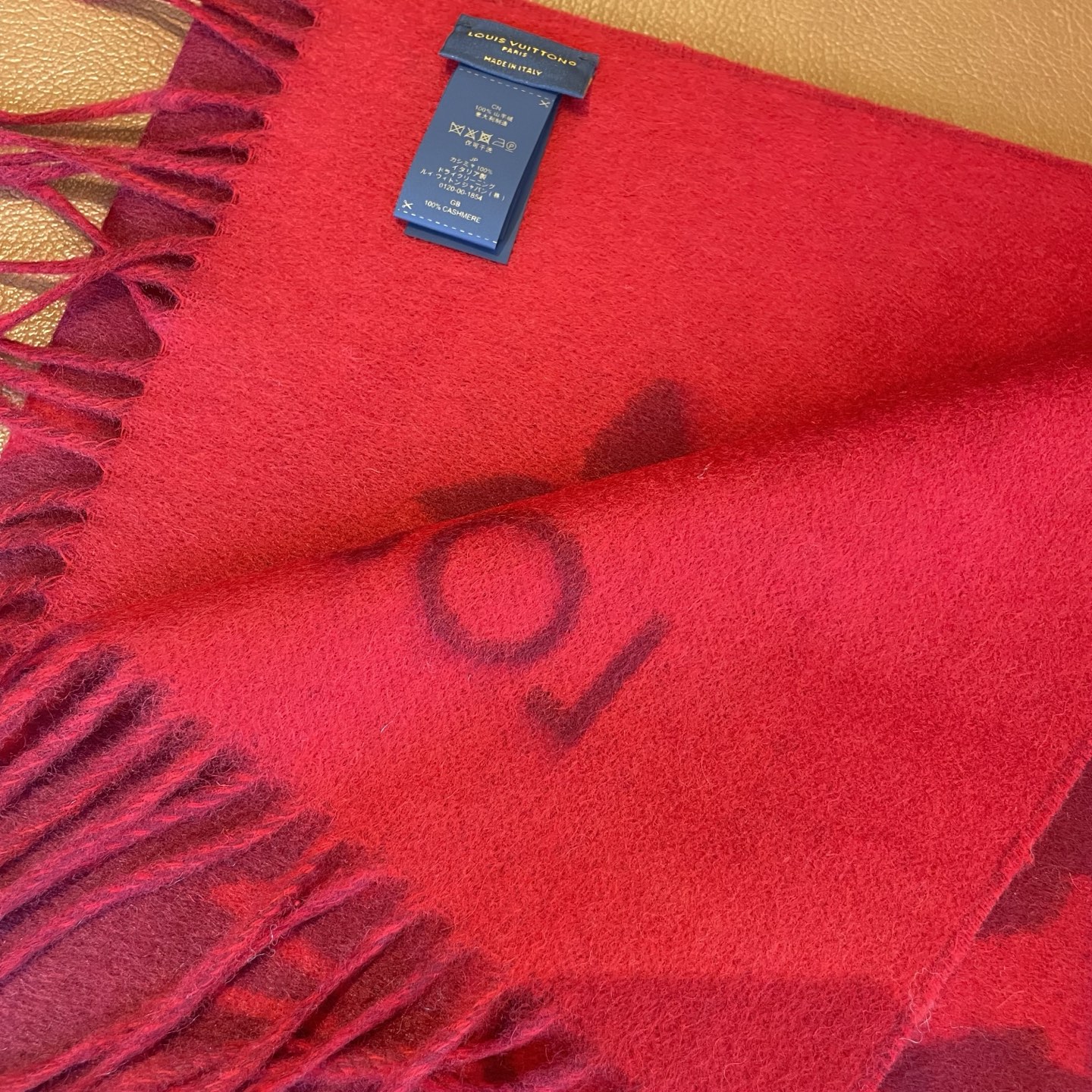 🆕【高端芯片版本】Louis Vitton · 霍思燕同款披肩围巾两用【带芯片+二维码+一色一编码】❗️