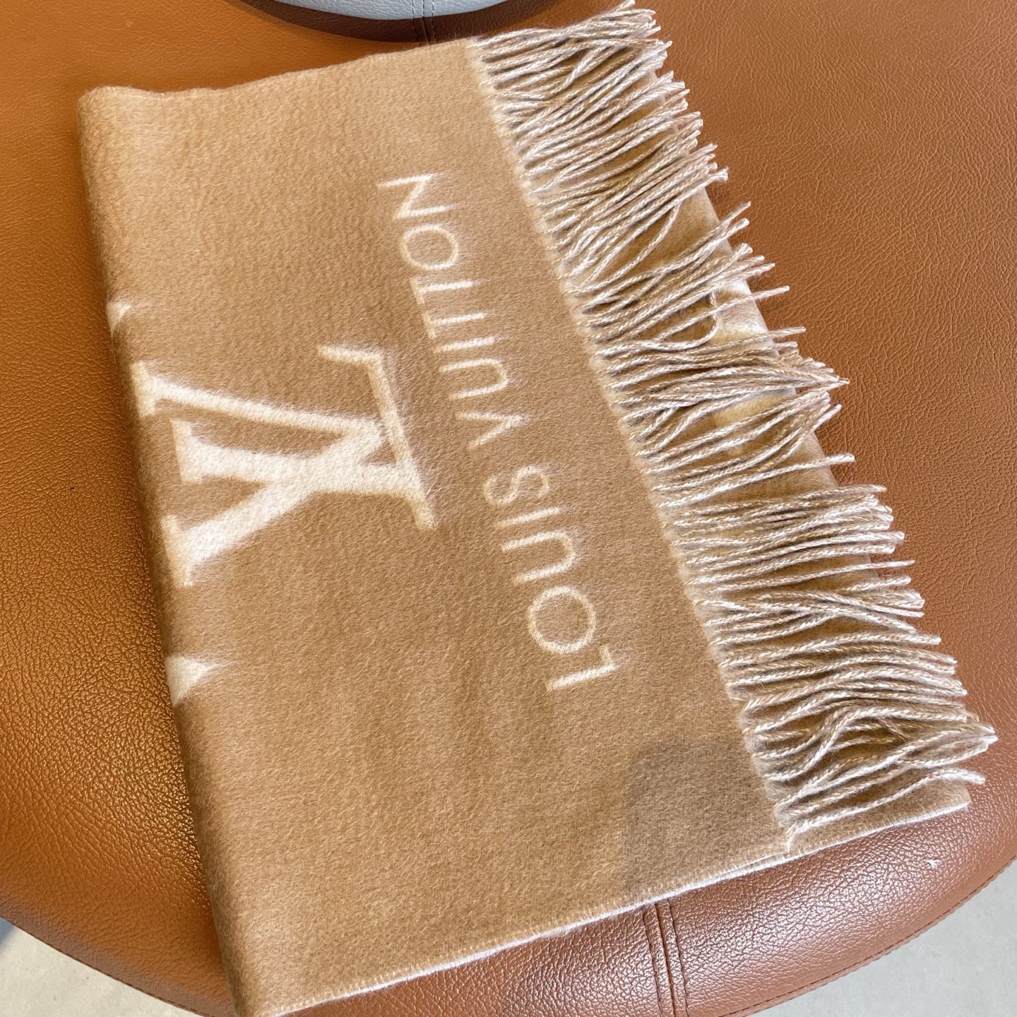 🆕【高端芯片版本】Louis Vitton · 霍思燕同款披肩围巾两用【带芯片+二维码+一色一编码】❗️