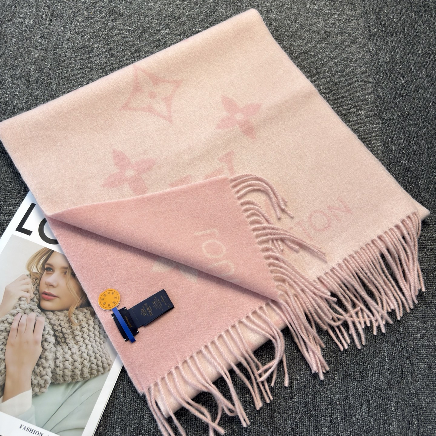 🆕【高端芯片版本】Louis Vitton · 霍思燕同款披肩围巾两用【带芯片+二维码+一色一编码】❗️