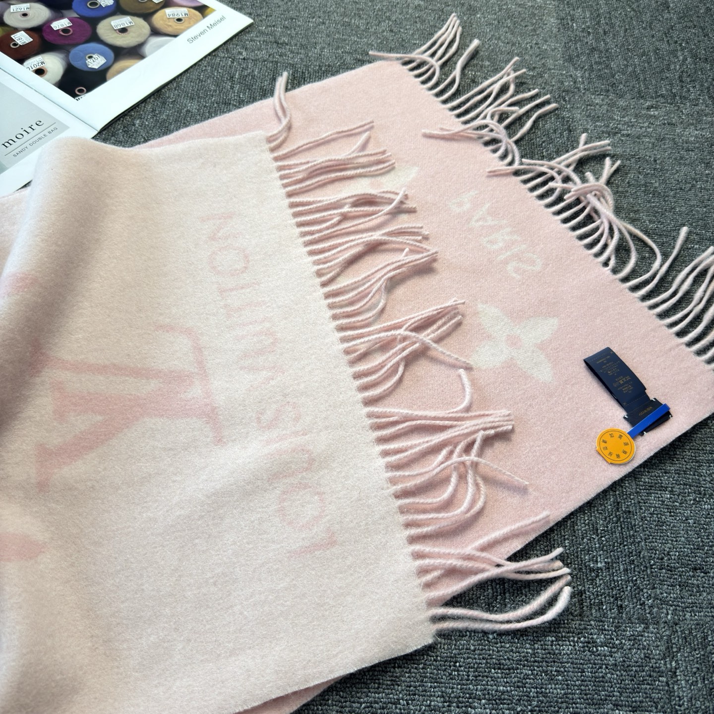 🆕【高端芯片版本】Louis Vitton · 霍思燕同款披肩围巾两用【带芯片+二维码+一色一编码】❗️