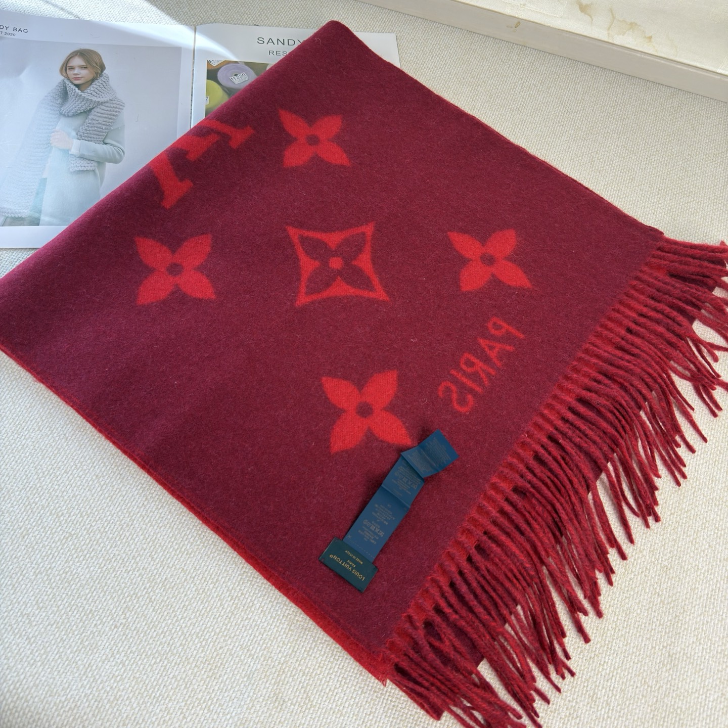 🆕【高端芯片版本】Louis Vitton · 霍思燕同款披肩围巾两用【带芯片+二维码+一色一编码】❗️