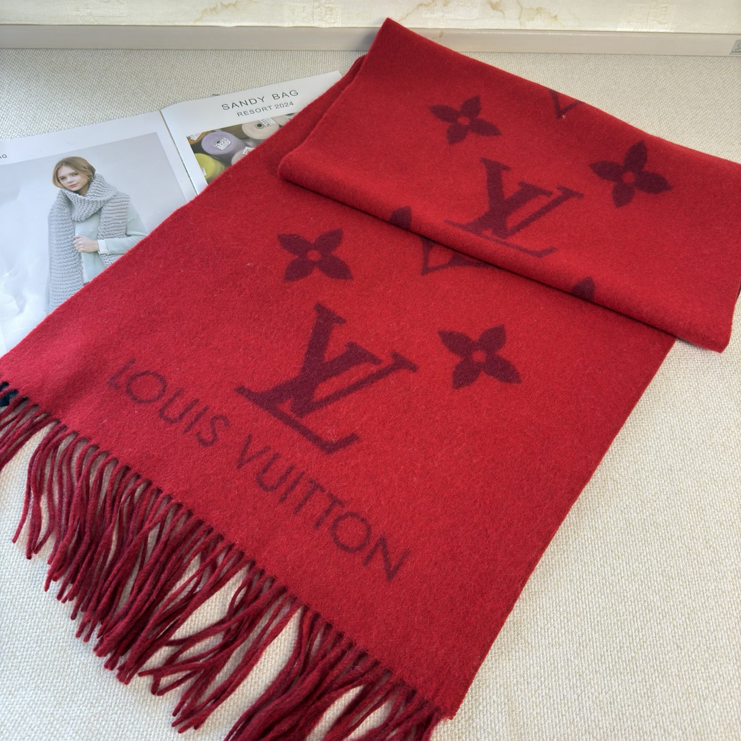 🆕【高端芯片版本】Louis Vitton · 霍思燕同款披肩围巾两用【带芯片+二维码+一色一编码】❗️