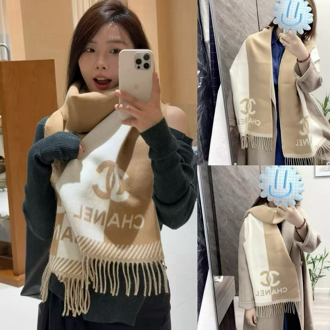 NO:542057,High-version Chanel · New style of fragrant grandma, color-blocking design, classic logo jacquard display, you will know its beauty only when you are on the upper body, with a full range of big brands, and F-products can't be imitated... The appearance method that never goes wrong, even if it is like this for many years, TA's high-end and elegant has been fully demonstrated by the designer, beautiful and fascinating, and never out of time. This Chanel style is the most beautiful and fashionable scarf. The real thing is really liked. The more you look at it, the more fashionable it is, the more you look at it, the more you like it, the more you look at it, the more you like it, very weight and drooping, invincible, good shape is beautiful, it is really invincible and comfortable to hold it in your hand, the price of invincible, 10 cashmere, 90 wool, specifications, 35*200cm high-version scarf, high-version scarf, chanel19860909高版Chanel · 香奶奶新款,拼色设计,经典的Logo提花展现,上身才会知道它的美,大牌范十足,F货根本仿不来哦…永远不出错的出场方式,既使再过多少年都是如此,TA的高级与优雅,被设计师发挥到淋漓尽致,美得令人心醉神往,永不过时极品精英高手级别的时髦感围巾这款Chanel的款,实物真的越看越爱,越看越时髦,越看越喜欢,非常有份量和垂感,无敌无敌好造型美的不要不要的,握在手里真的无敌舒适代购价,10羊绒,90绵羊毛,规格,35*200cm高版本围巾,高版本围巾,chanel,scarf