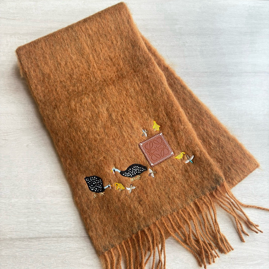 🆕Loewe · 罗意威和日本陶瓷艺术家SunaFujita联名绝美冰川蓝配上小企鹅和潜水员像在海洋里畅