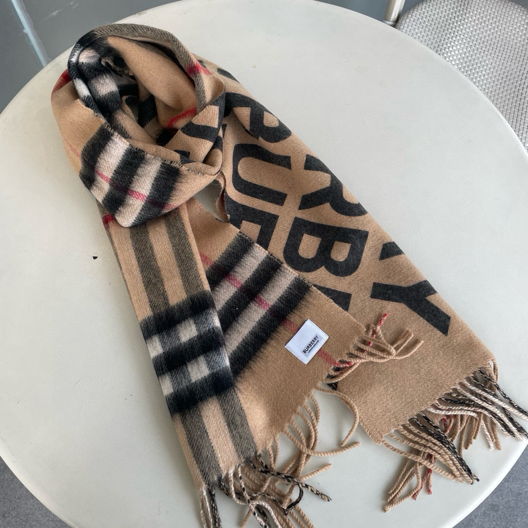 🆕Burberry · 巴宝莉经典双面字母Logo格子羊绒围巾👍一面是经典羊绒格子，一面是字母Logo，