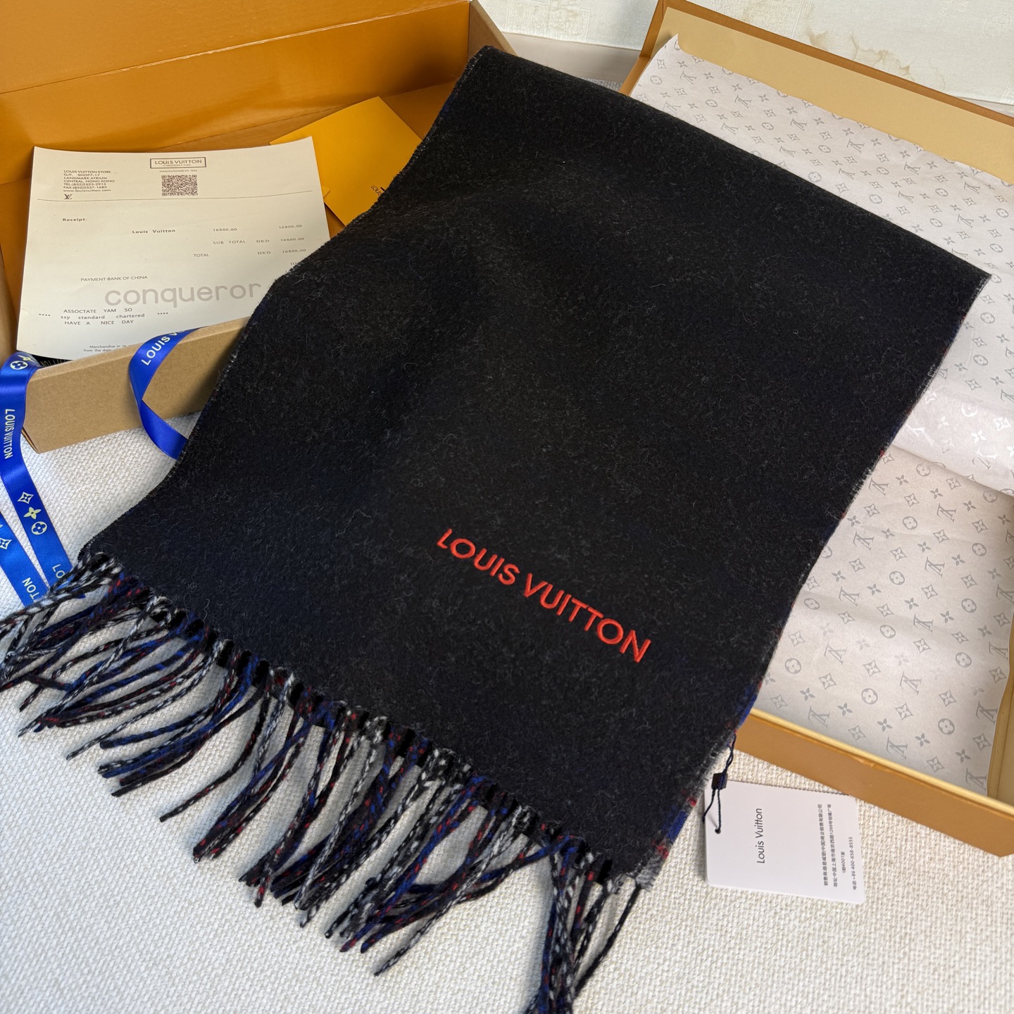 🆕【Louis Vuitton ·双面渐变格子花纹围巾】渐变提花经典设计完美，若隐若现的lv标志，siz