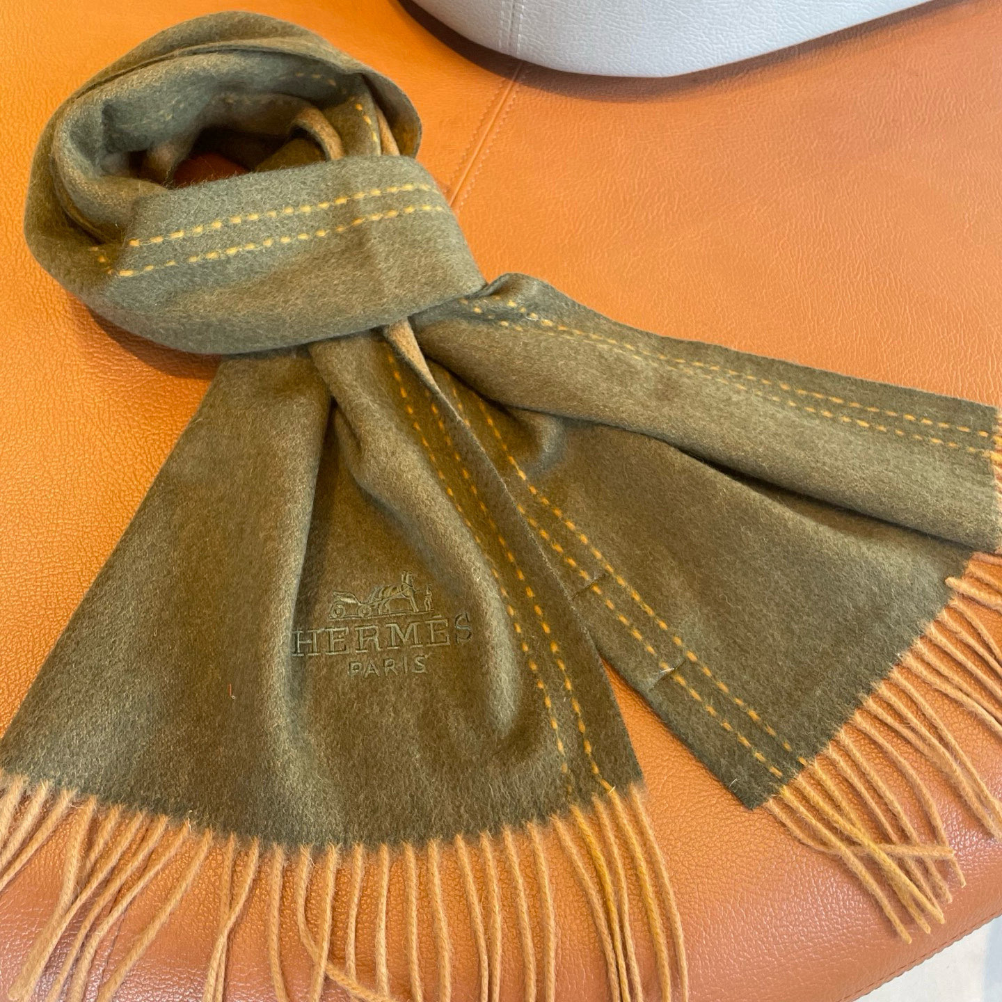 🆕 【▪Hermes · 爱马仕，大H难得一见的温柔配色，低调又不失优雅❗️】重点推荐❗️双面配色，新增