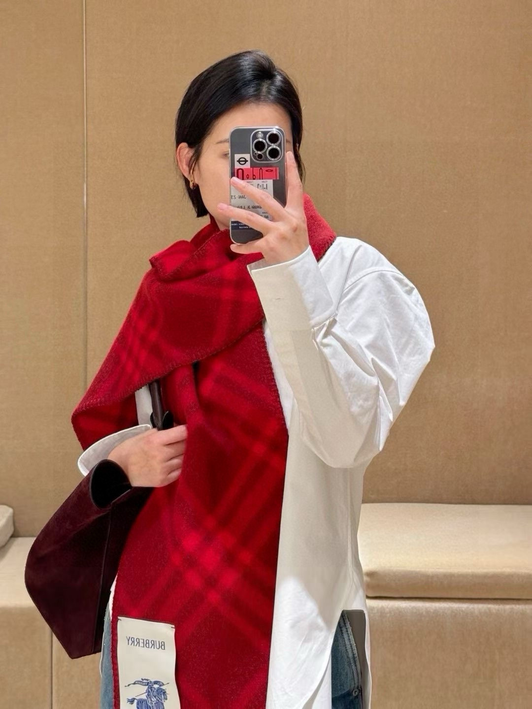 🆕全智贤同款,搭配情侣款绝绝子呀,美爆了的款,柜子一上市就售罄,排队都买不到的款,低调的奢侈感❗️这款B