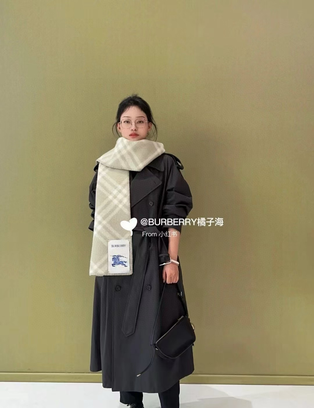 🆕全智贤同款,搭配情侣款绝绝子呀,美爆了的款,柜子一上市就售罄,排队都买不到的款,低调的奢侈感❗️这款B