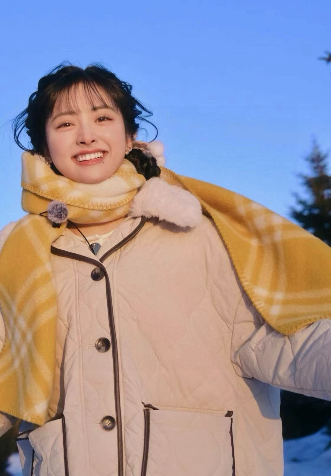 🆕全智贤同款,搭配情侣款绝绝子呀,美爆了的款,柜子一上市就售罄,排队都买不到的款,低调的奢侈感❗️这款B