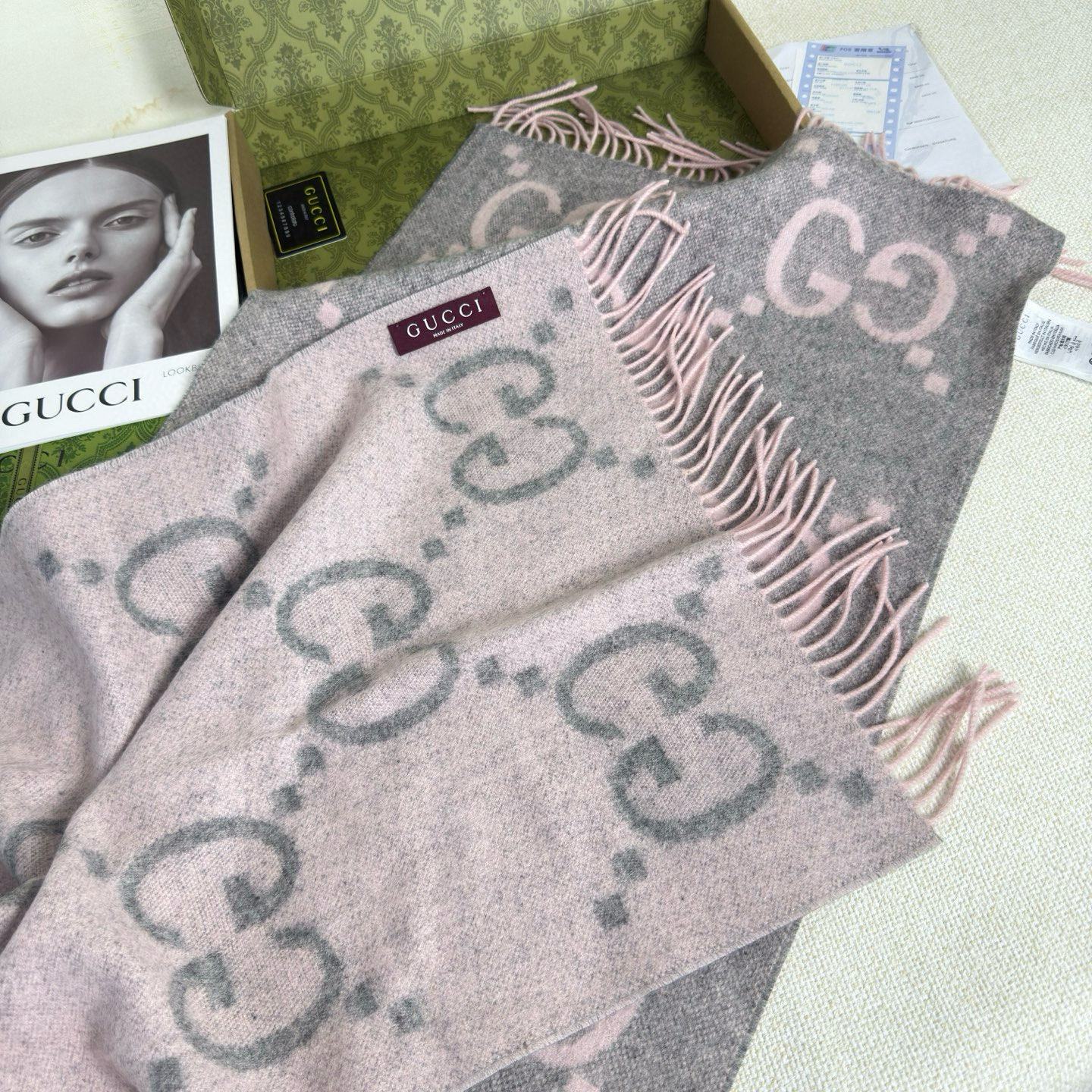 🆕Gucci大G双面羊绒围巾 Size：45*200cm 100%羊绒G家难得纯羊绒出品！超洋气大G提花