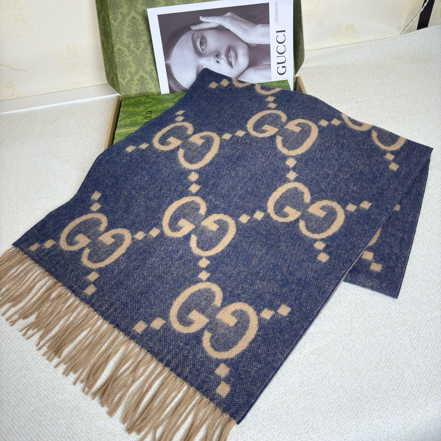 🆕Gucci大G双面羊绒围巾 Size：45*200cm 100%羊绒G家难得纯羊绒出品！超洋气大G提花