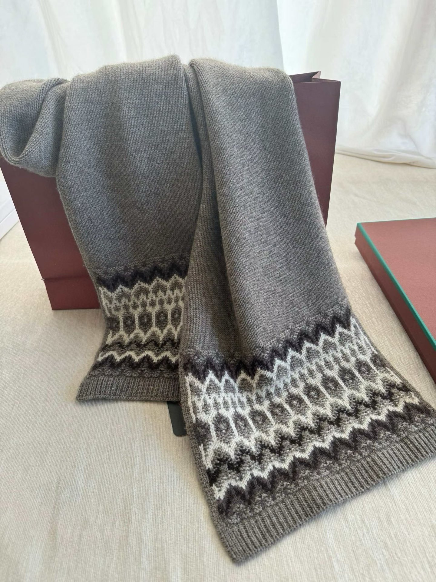 🆕LoroPiana超级夯货 重磅来袭‼️‼️高织❗️高密❗️大克重‼️纯原尾货订单经过loroPian