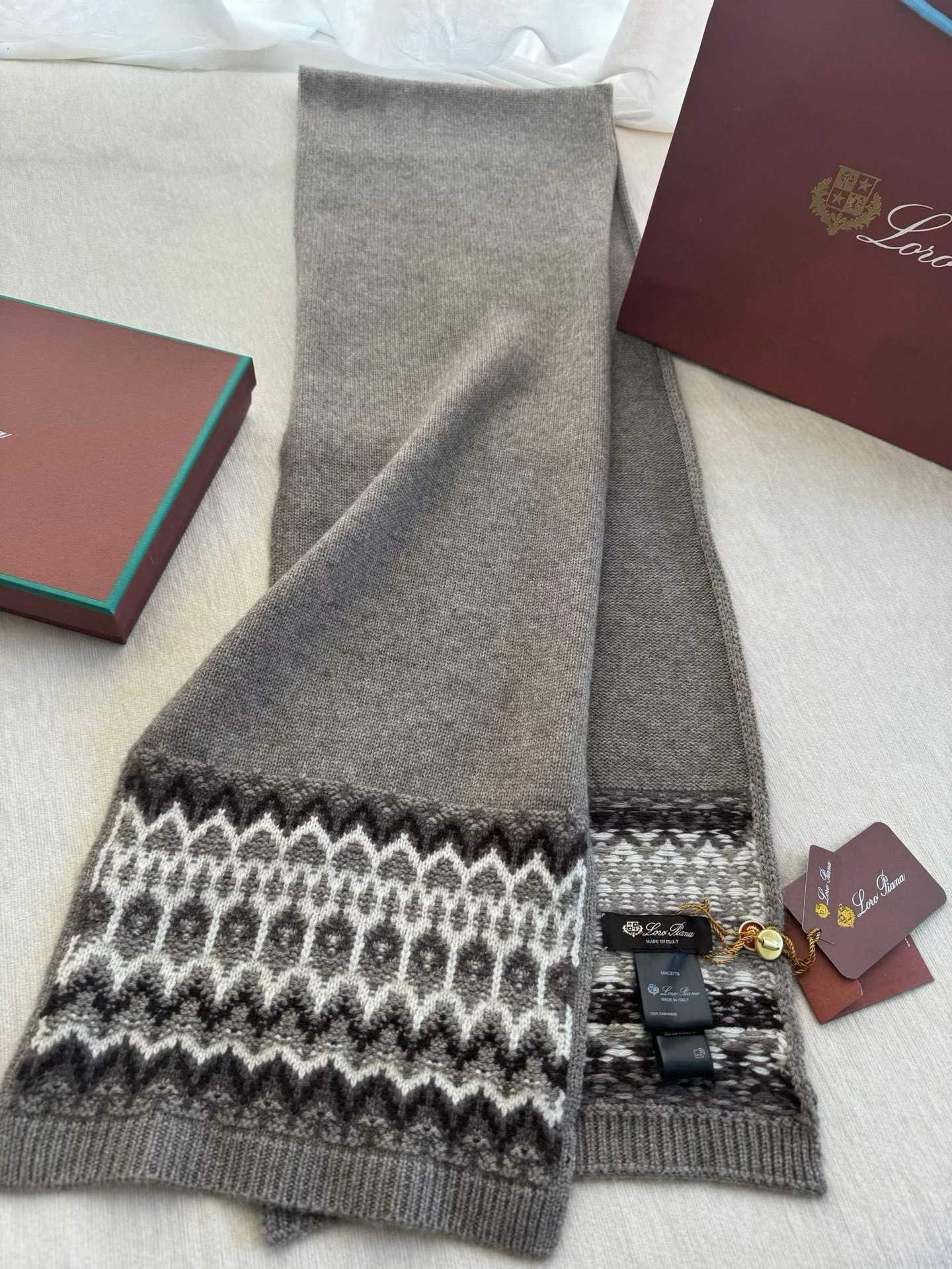 🆕LoroPiana超级夯货 重磅来袭‼️‼️高织❗️高密❗️大克重‼️纯原尾货订单经过loroPian