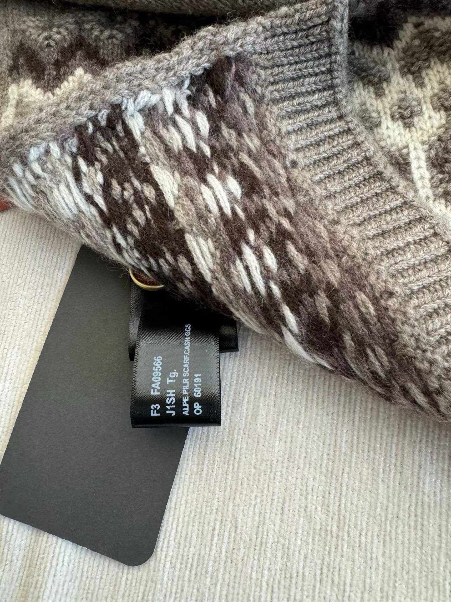 🆕LoroPiana超级夯货 重磅来袭‼️‼️高织❗️高密❗️大克重‼️纯原尾货订单经过loroPian