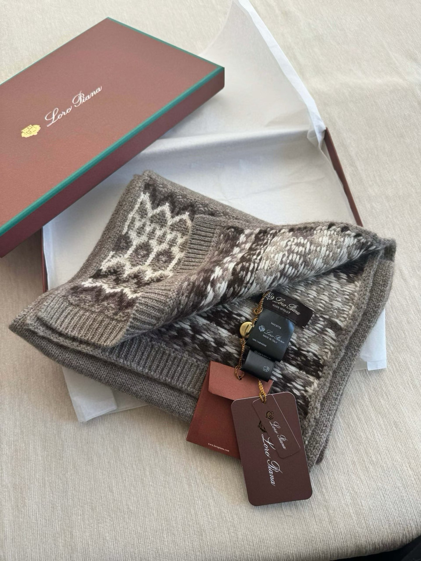 🆕LoroPiana超级夯货 重磅来袭‼️‼️高织❗️高密❗️大克重‼️纯原尾货订单经过loroPian