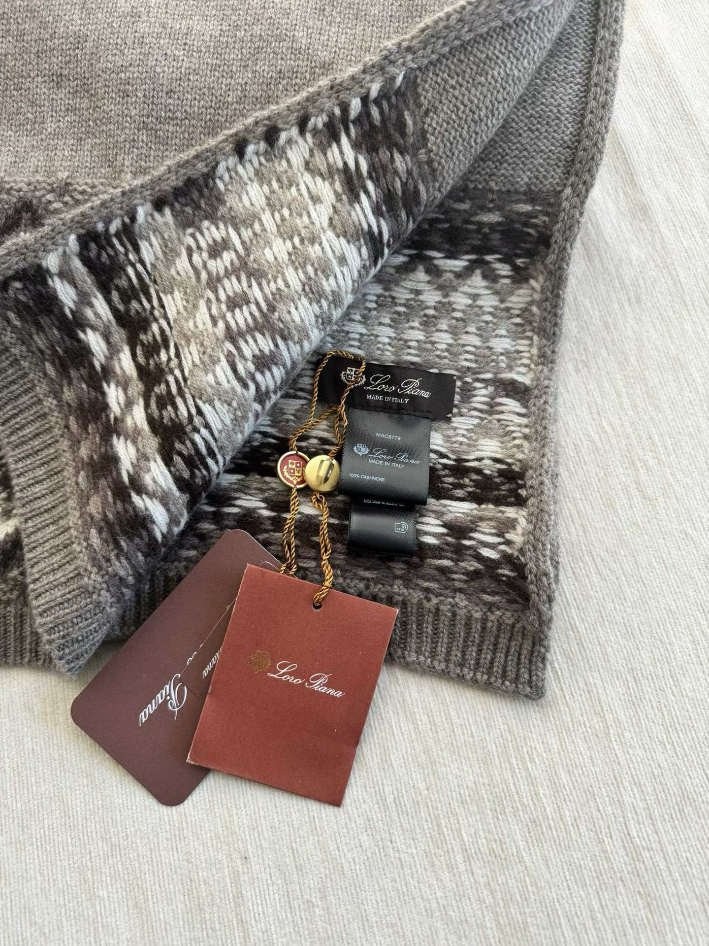 🆕LoroPiana超级夯货 重磅来袭‼️‼️高织❗️高密❗️大克重‼️纯原尾货订单经过loroPian