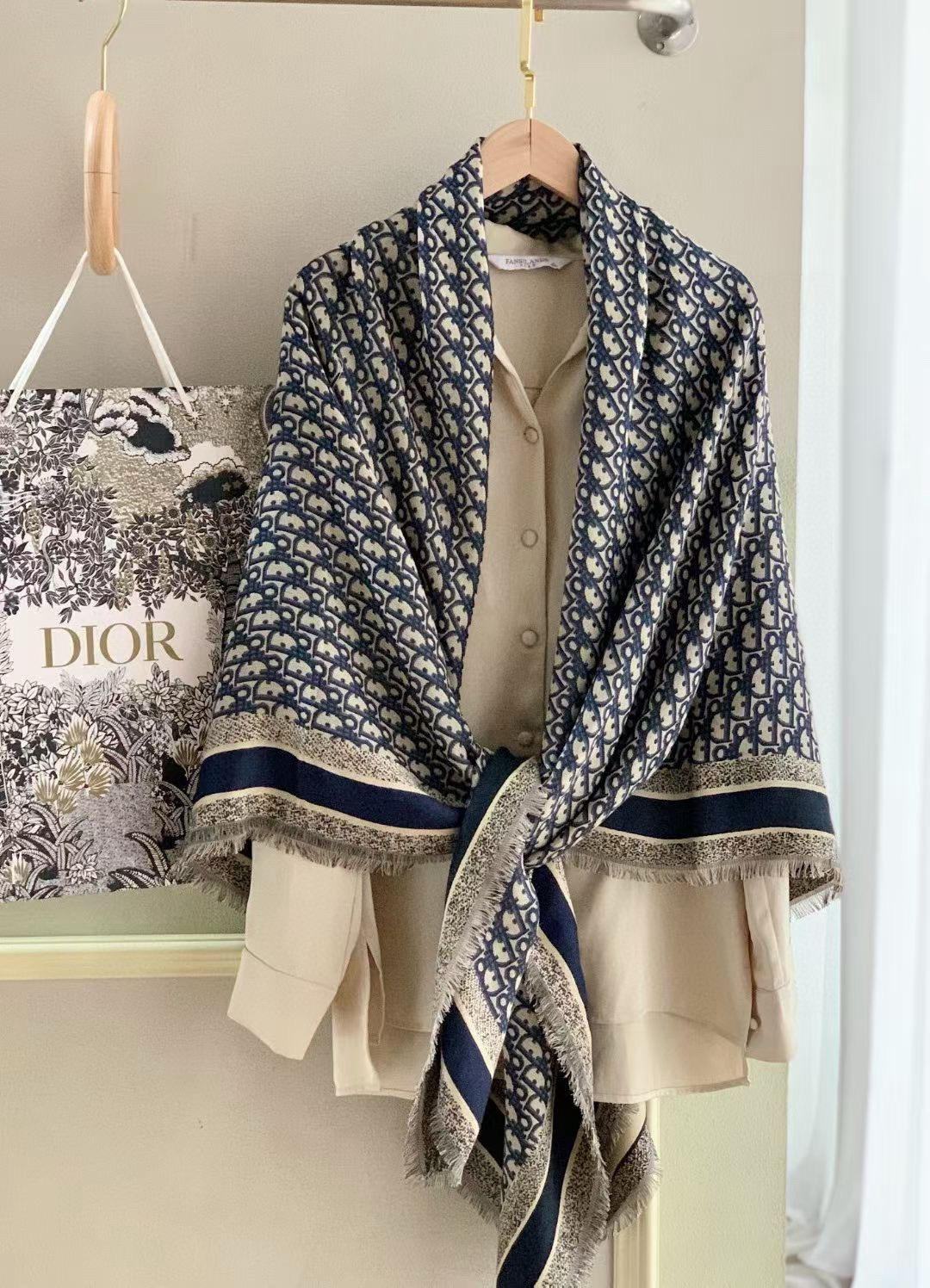 🆕【▪️高段位！是Dior的女人！经典旧花新演绎！！】实物有被惊艳到！！Dior今年秋冬新出的Canna