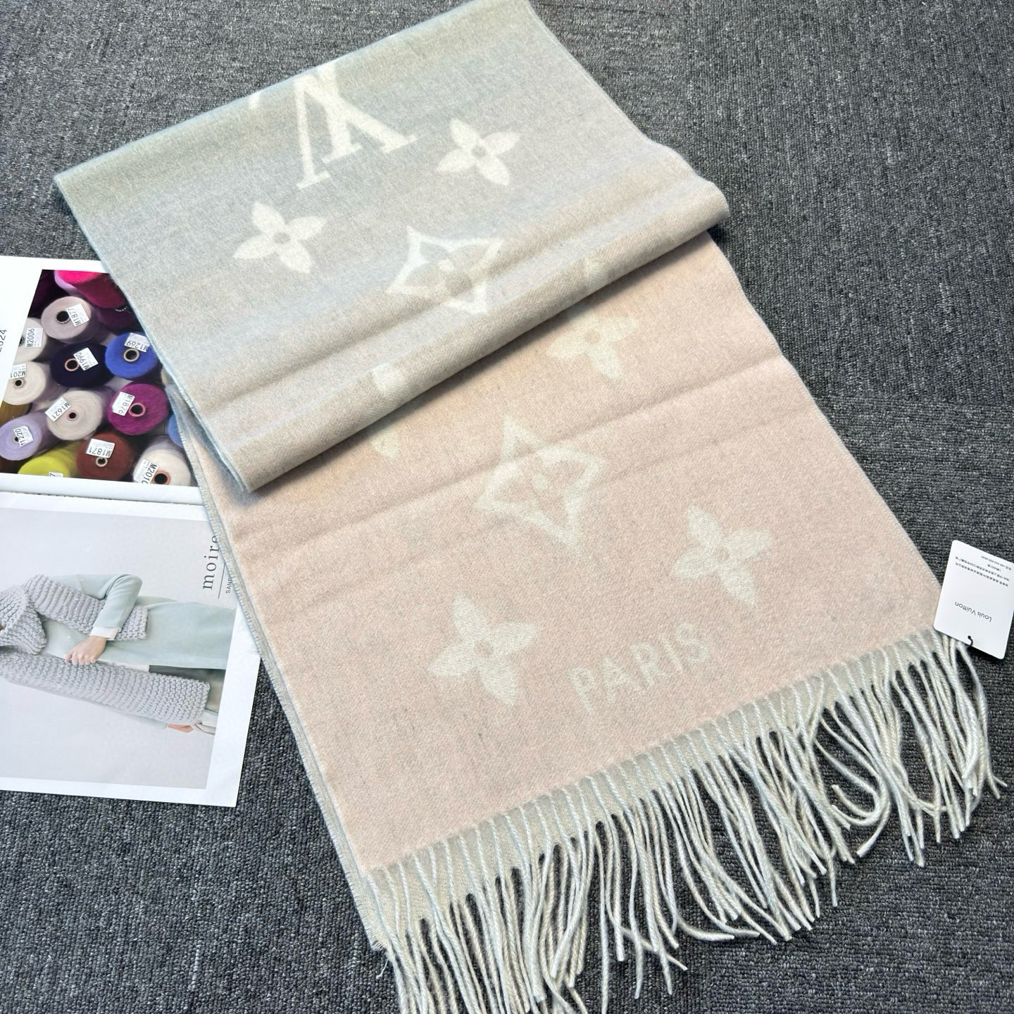 🆕【M70868】Louis Vuitton · REYKJAVIK GRADIENT渐变羊绒围巾❗️【