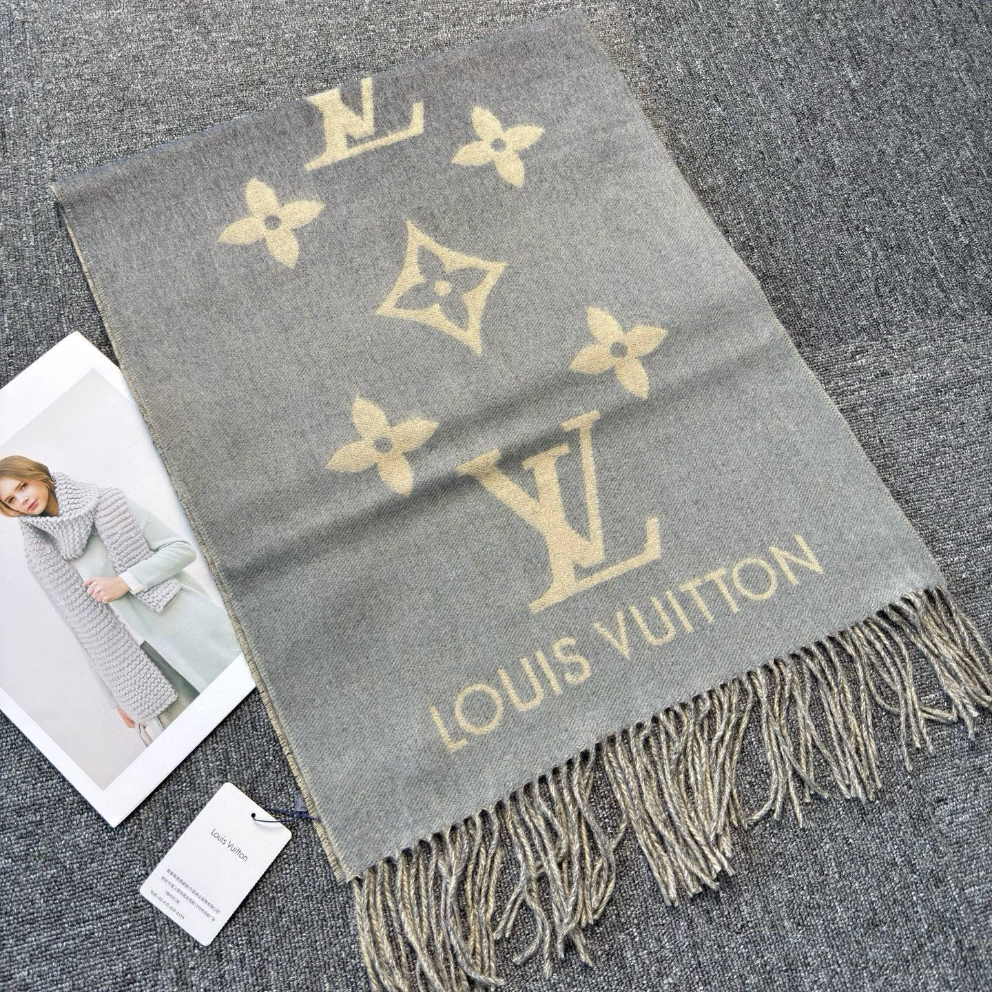 🆕【M70869】Louis Vuitton · REYKJAVIK GRADIENT渐变羊绒围巾❗️【