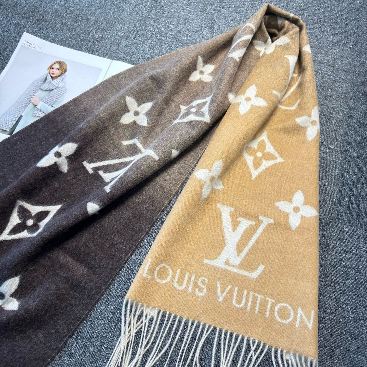 🆕【M73675】Louis Vuitton · REYKJAVIK GRADIENT渐变羊绒围巾❗️【
