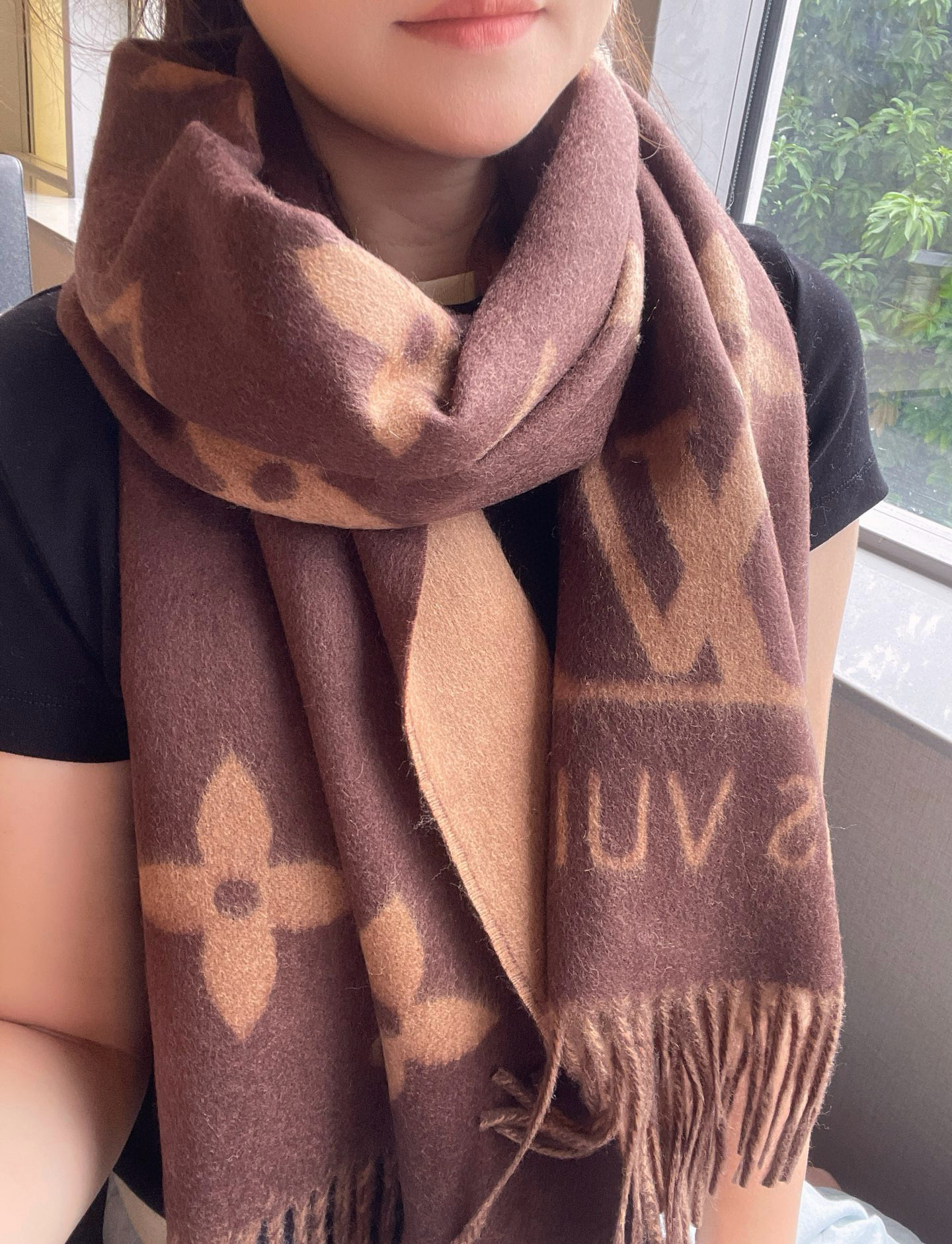 🆕【高端芯片版本 · M78125】Louis Vitton · 霍思燕同款披肩围巾两用【带芯片+二维码