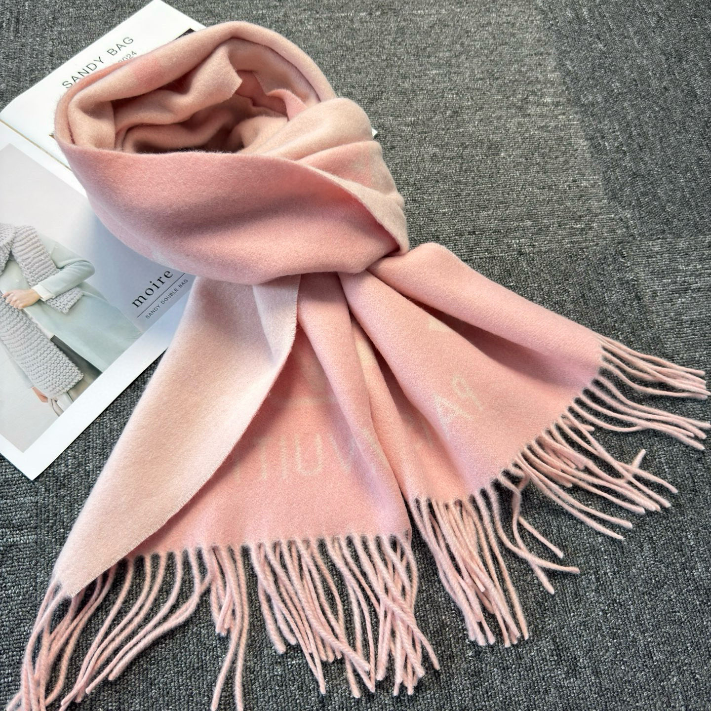 🆕【高端芯片版本 · M96287】Louis Vitton · 霍思燕同款披肩围巾两用【带芯片+二维码