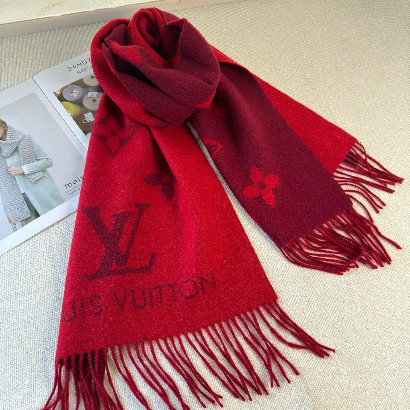 🆕【高端芯片版本 · M90895】Louis Vitton · 霍思燕同款披肩围巾两用【带芯片+二维码