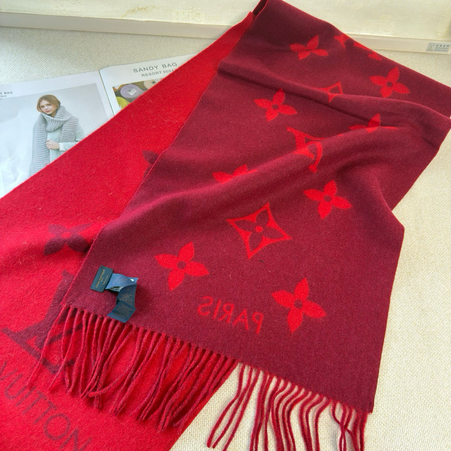 🆕【高端芯片版本 · M90895】Louis Vitton · 霍思燕同款披肩围巾两用【带芯片+二维码