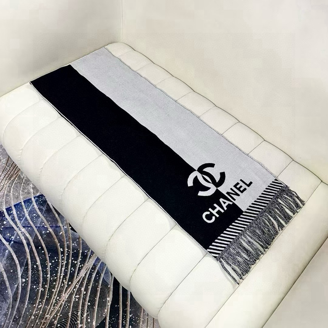 🆕高版Chanel · 香奶奶24年新款，拼色设计，经典的Logo提花展现，上身才会知道它的美，大牌范十