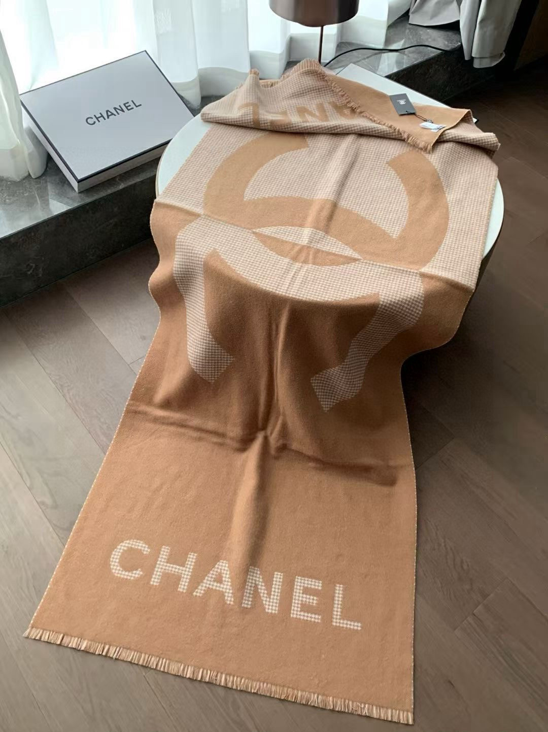 🆕CHANEL香奶奶尾单新款23B千鸟格拼色羊绒围巾，直接出欧洲的，正儿八经的正品订单…和大货一起出来，