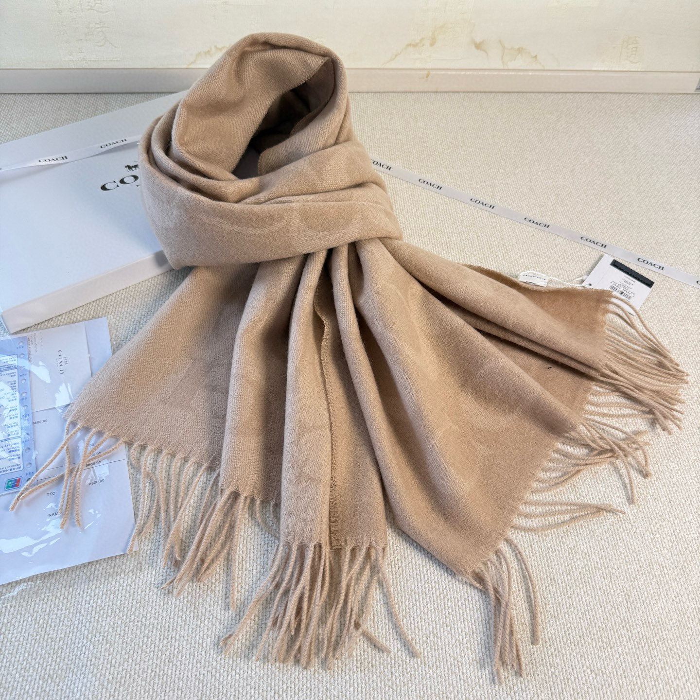 🆕【COCAH · 蔻驰经典标志大尺寸围巾】专柜都在抢货的节奏❗️【高端原版尾单全套辅料齐全】Coach