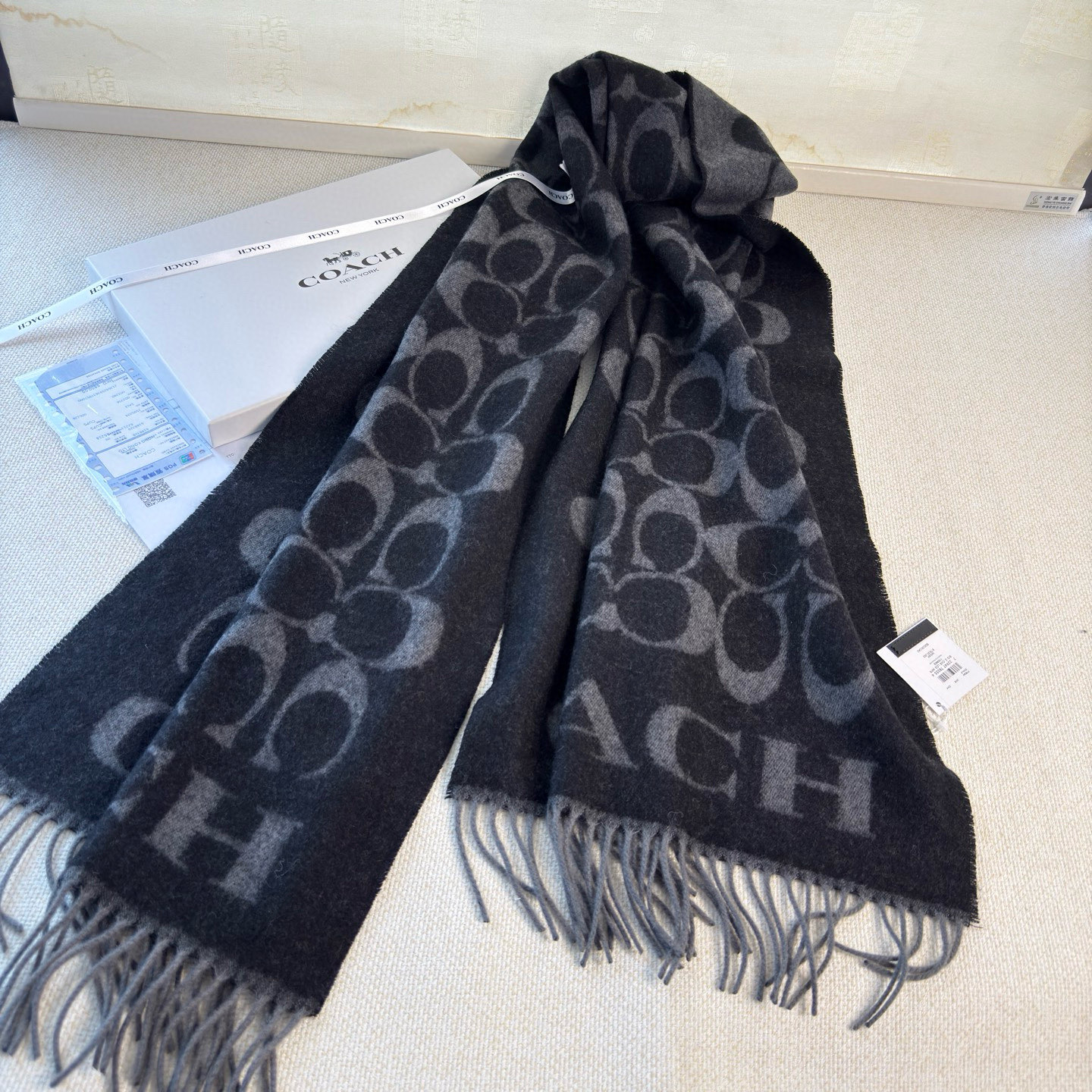 🆕【COCAH · 蔻驰经典标志大尺寸围巾】专柜都在抢货的节奏❗️【高端原版尾单全套辅料齐全】Coach