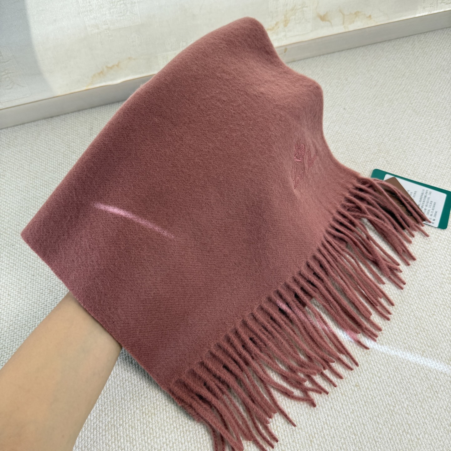 🆕Loro Piana · 诺悠翩雅秋冬新品❗️超级夯货 重磅来袭❗️【极品山羊绒小围巾】送人自留都太高