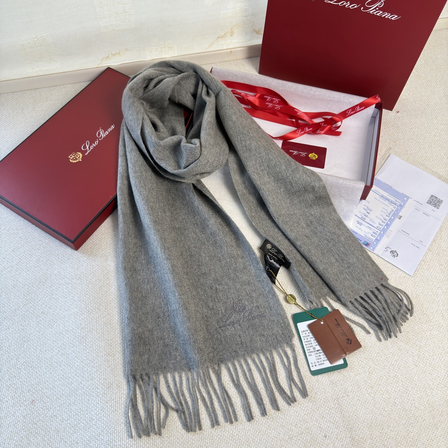 🆕Loro Piana · 诺悠翩雅秋冬新品❗️超级夯货 重磅来袭❗️【极品山羊绒小围巾】送人自留都太高