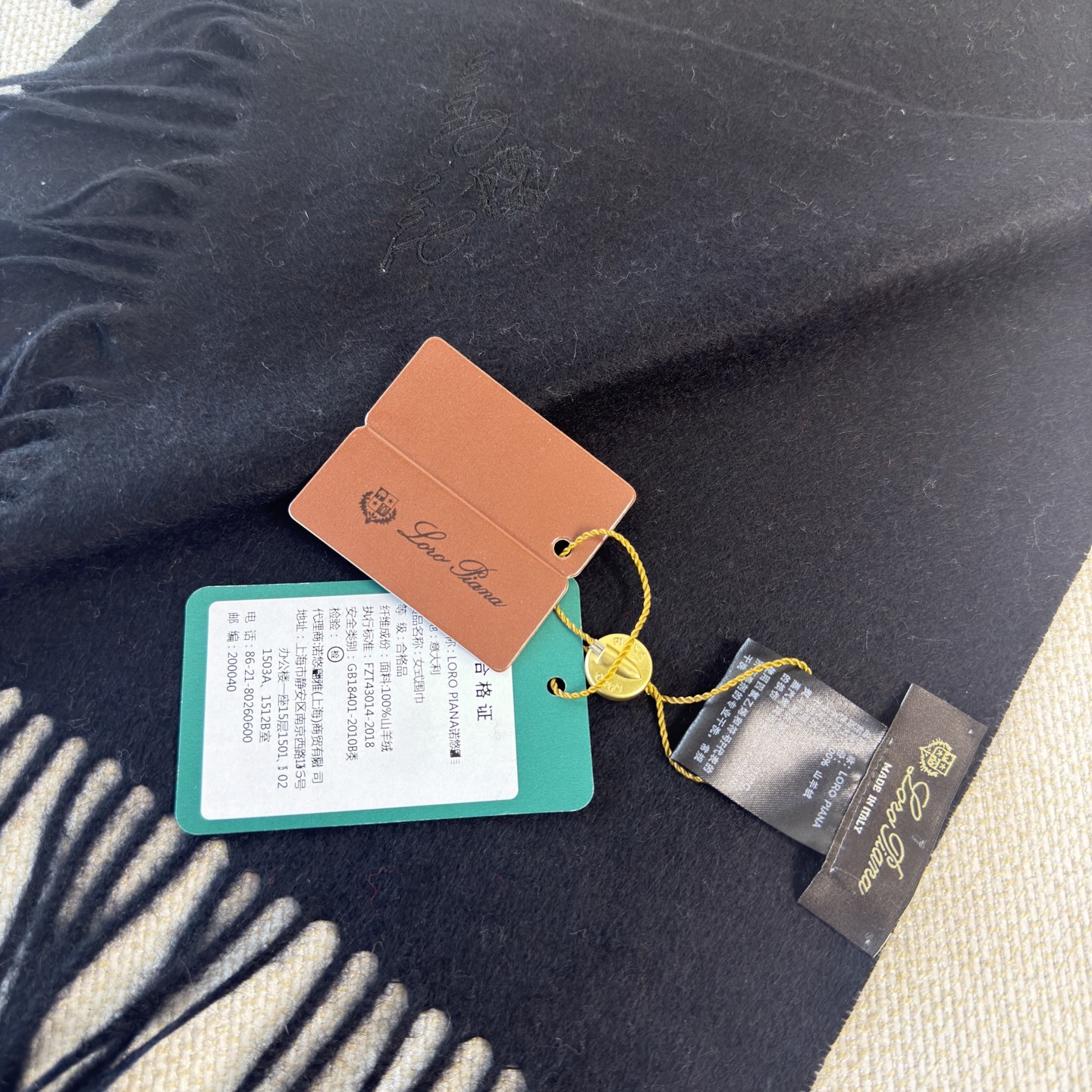 🆕Loro Piana · 诺悠翩雅秋冬新品❗️超级夯货 重磅来袭❗️【极品山羊绒小围巾】送人自留都太高