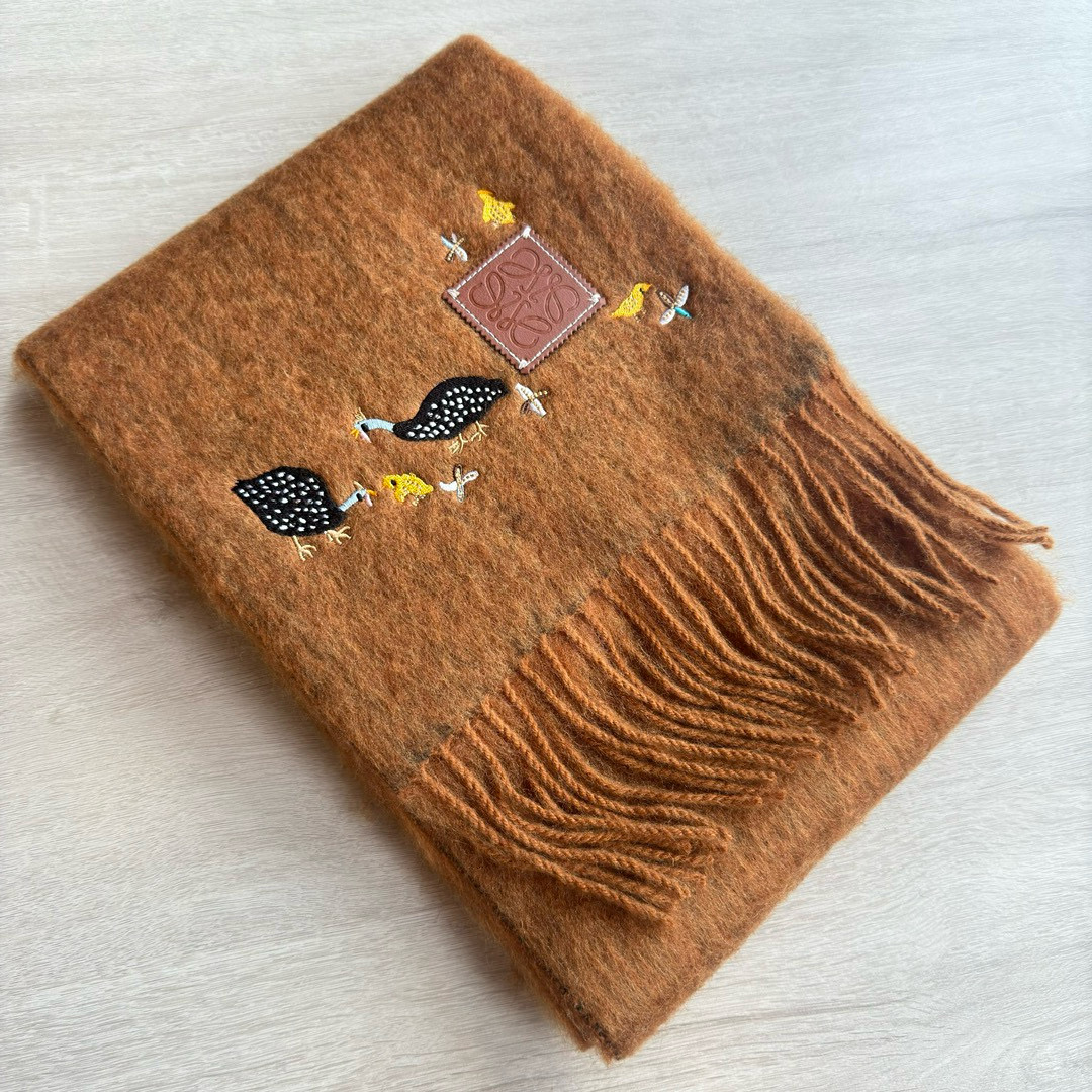 🆕Loewe · 罗意威和日本陶瓷艺术家SunaFujita联名绝美冰川蓝配上小企鹅和潜水员像在海洋里畅