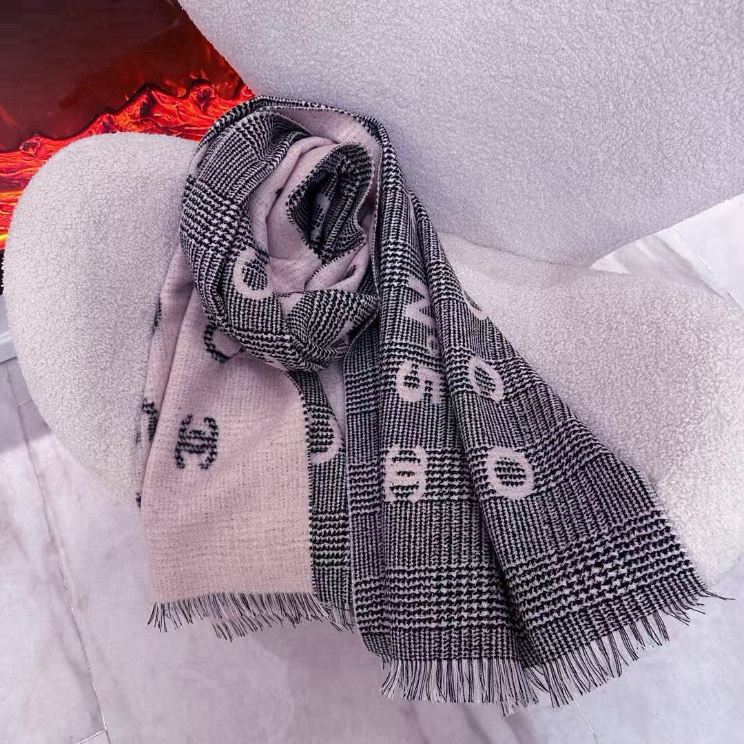 🆕24cocoChanel系列，张予曦同款围巾，被誉为24年香奶奶最好看的一款，最值得入手的一条，一面千