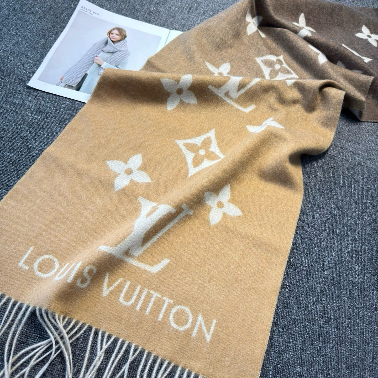 🆕【M70868】Louis Vuitton · REYKJAVIK GRADIENT渐变羊绒围巾❗️【