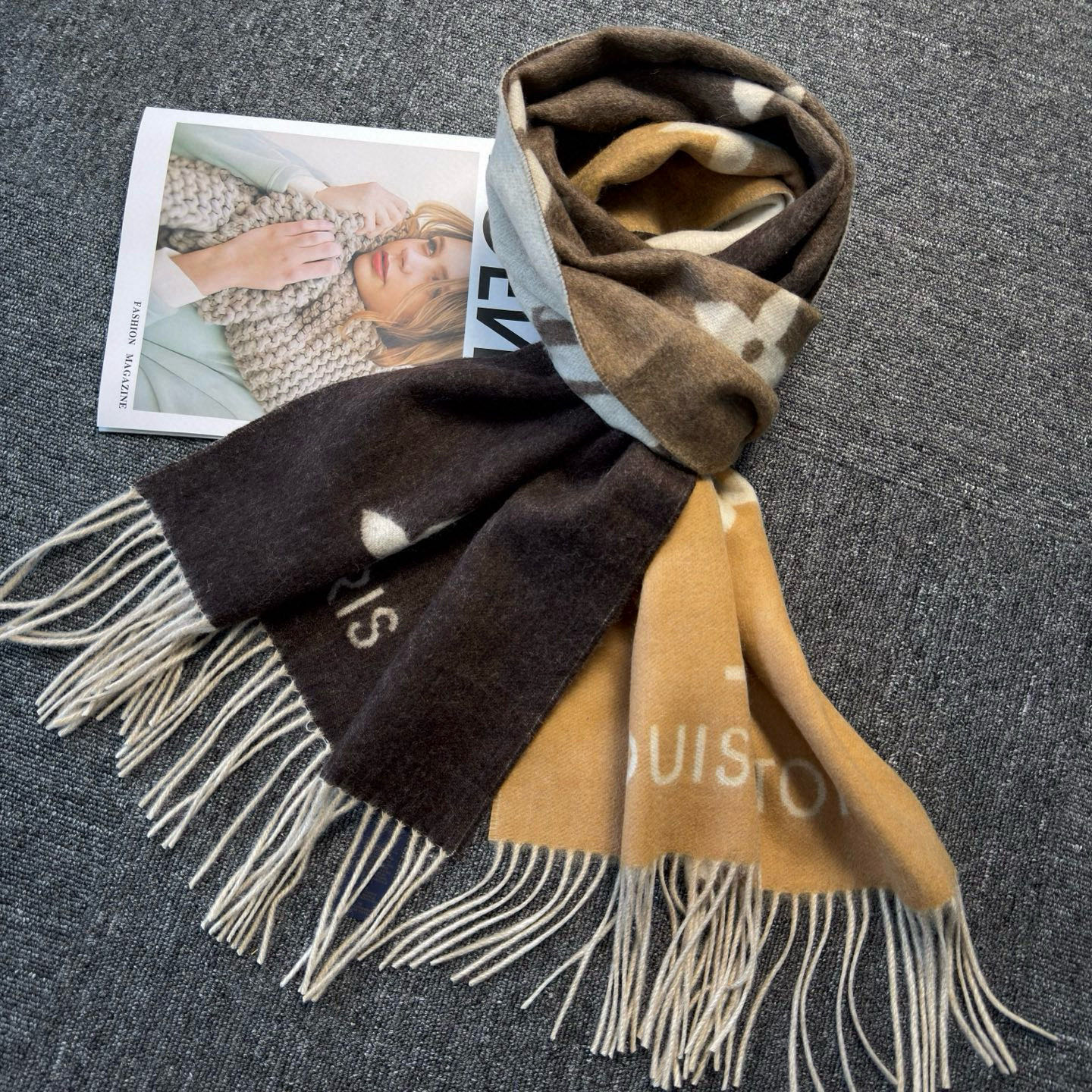 🆕【M70868】Louis Vuitton · REYKJAVIK GRADIENT渐变羊绒围巾❗️【