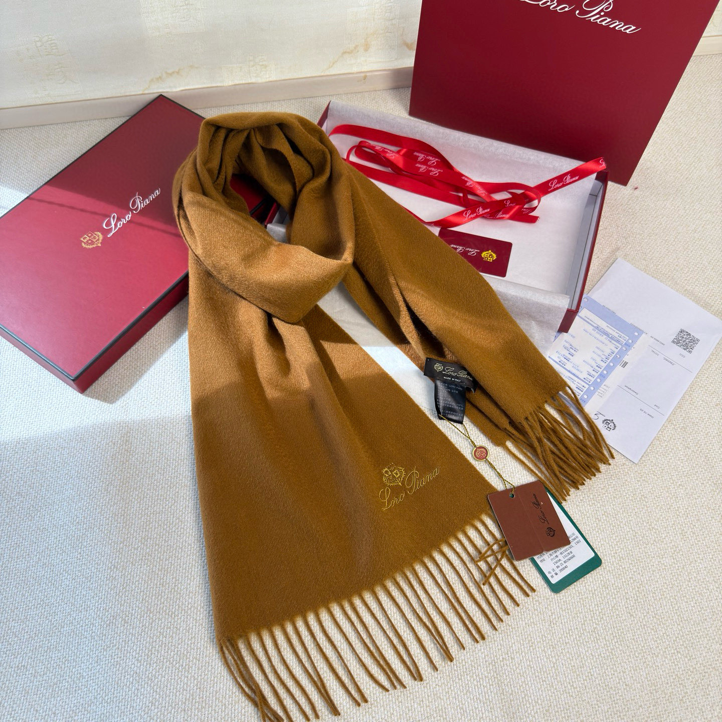 🆕Loro Piana · 诺悠翩雅秋冬新品❗️超级夯货 重磅来袭❗️【极品山羊绒小围巾】送人自留都太高