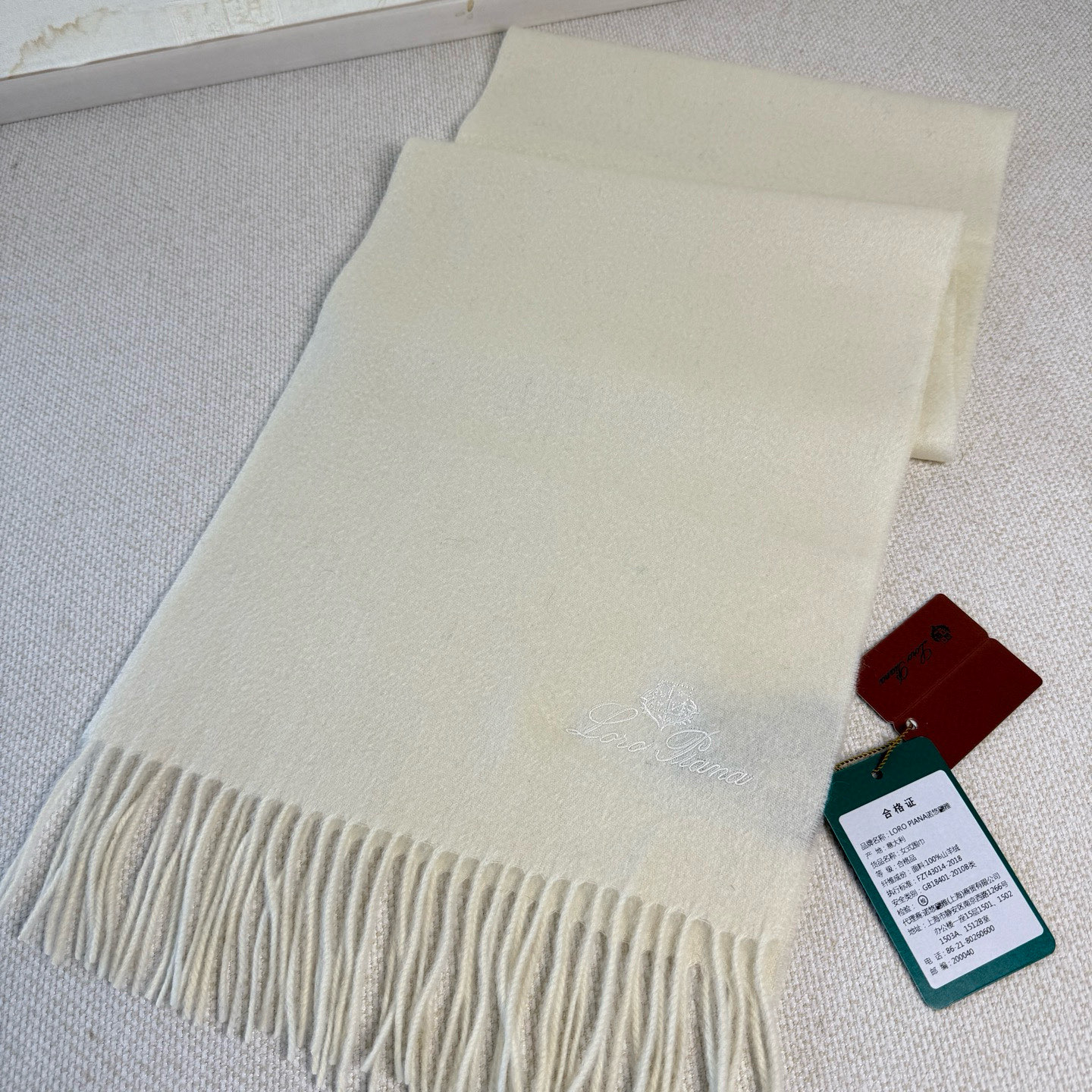 🆕Loro Piana · 诺悠翩雅秋冬新品❗️超级夯货 重磅来袭❗️【极品山羊绒小围巾】送人自留都太高