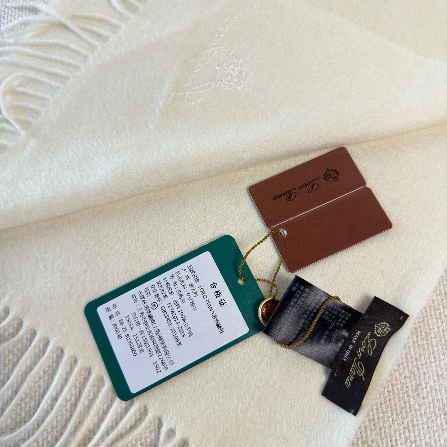 🆕Loro Piana · 诺悠翩雅秋冬新品❗️超级夯货 重磅来袭❗️【极品山羊绒小围巾】送人自留都太高