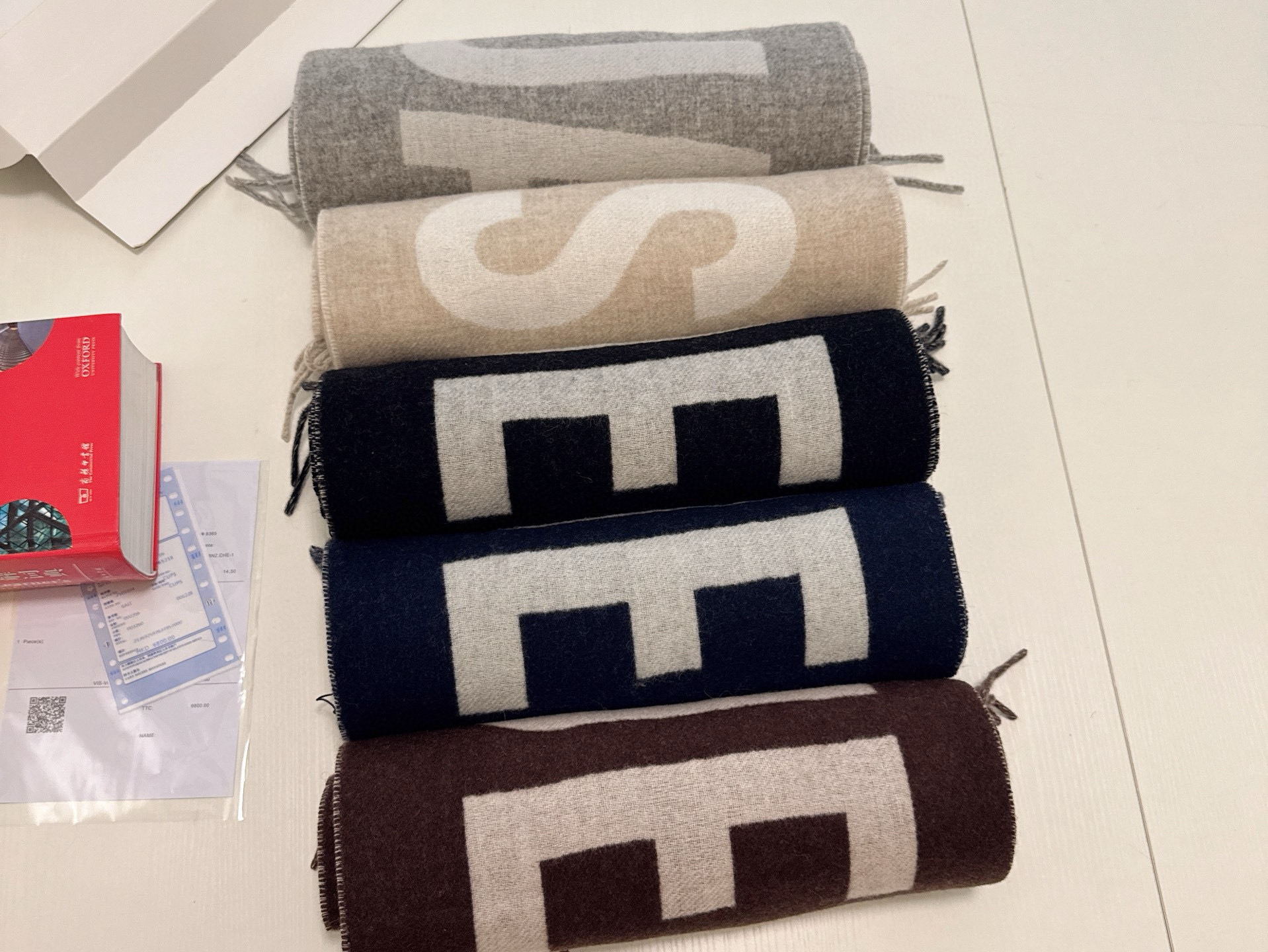 🆕JACQUEMUS双面围巾❗今年真的被疯狂种草 今年冬天就非宠这条 好看的要疯掉了，太有型太有魅力了❗