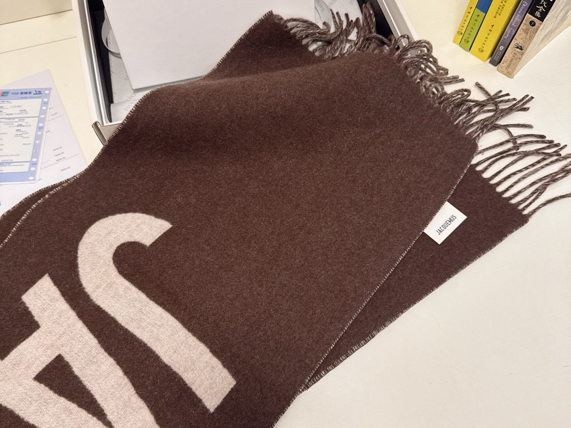 🆕JACQUEMUS双面围巾❗今年真的被疯狂种草 今年冬天就非宠这条 好看的要疯掉了，太有型太有魅力了❗