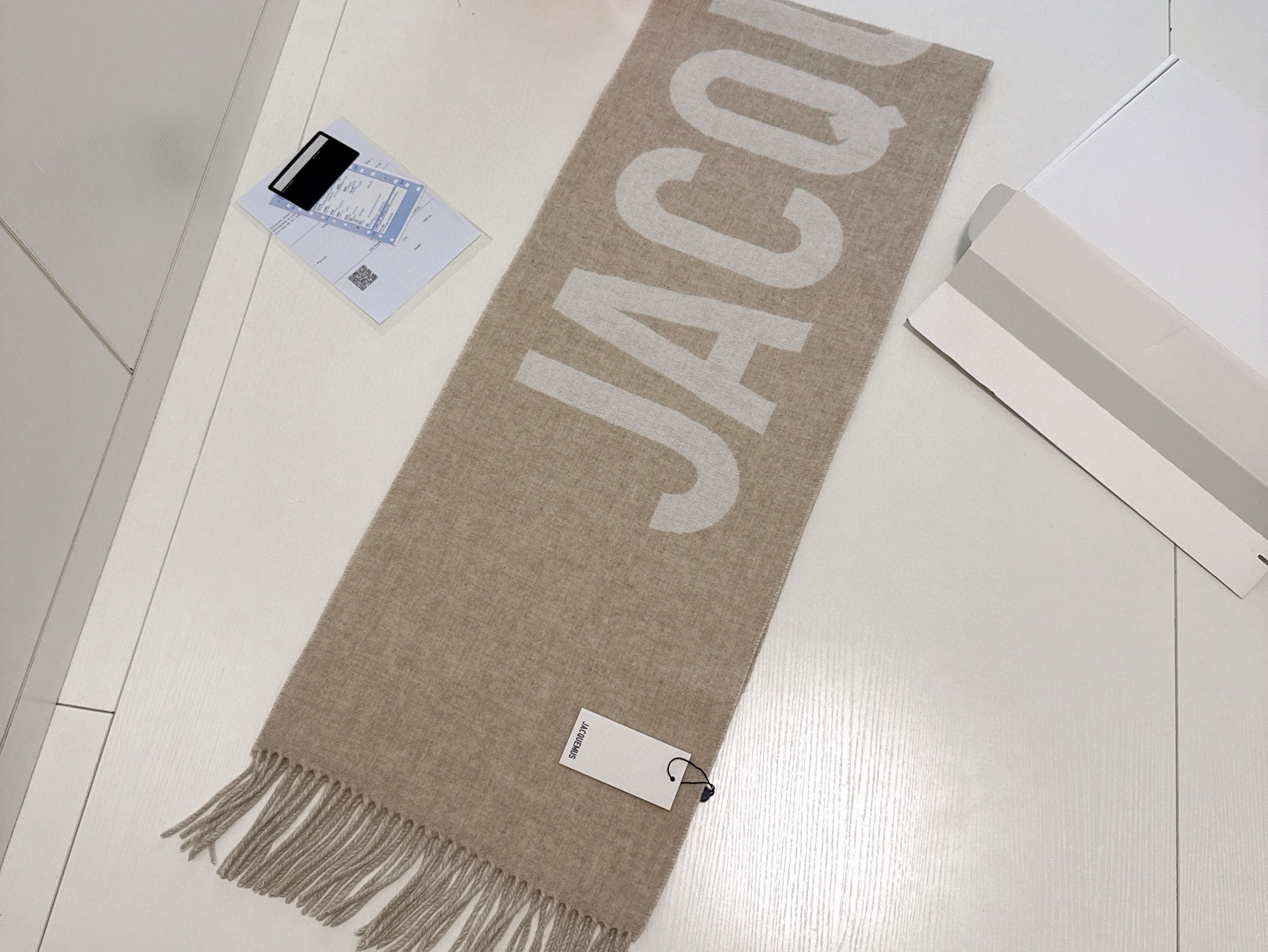 🆕JACQUEMUS双面围巾❗今年真的被疯狂种草 今年冬天就非宠这条 好看的要疯掉了，太有型太有魅力了❗